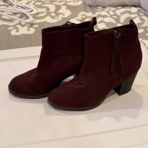 Chic Burgundy Ankle Boots